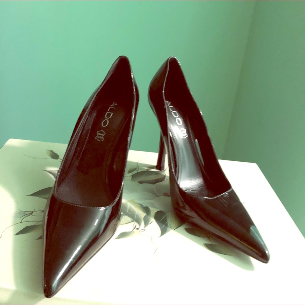 Aldo black pumps